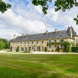 Chateau De La Villedubois Bed & Breakfast